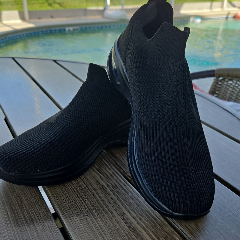 Women's Black Slip-On Sneakers